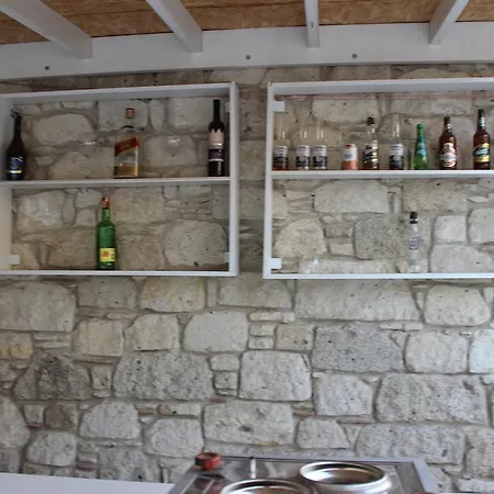 Bed & Breakfast Mina 2*